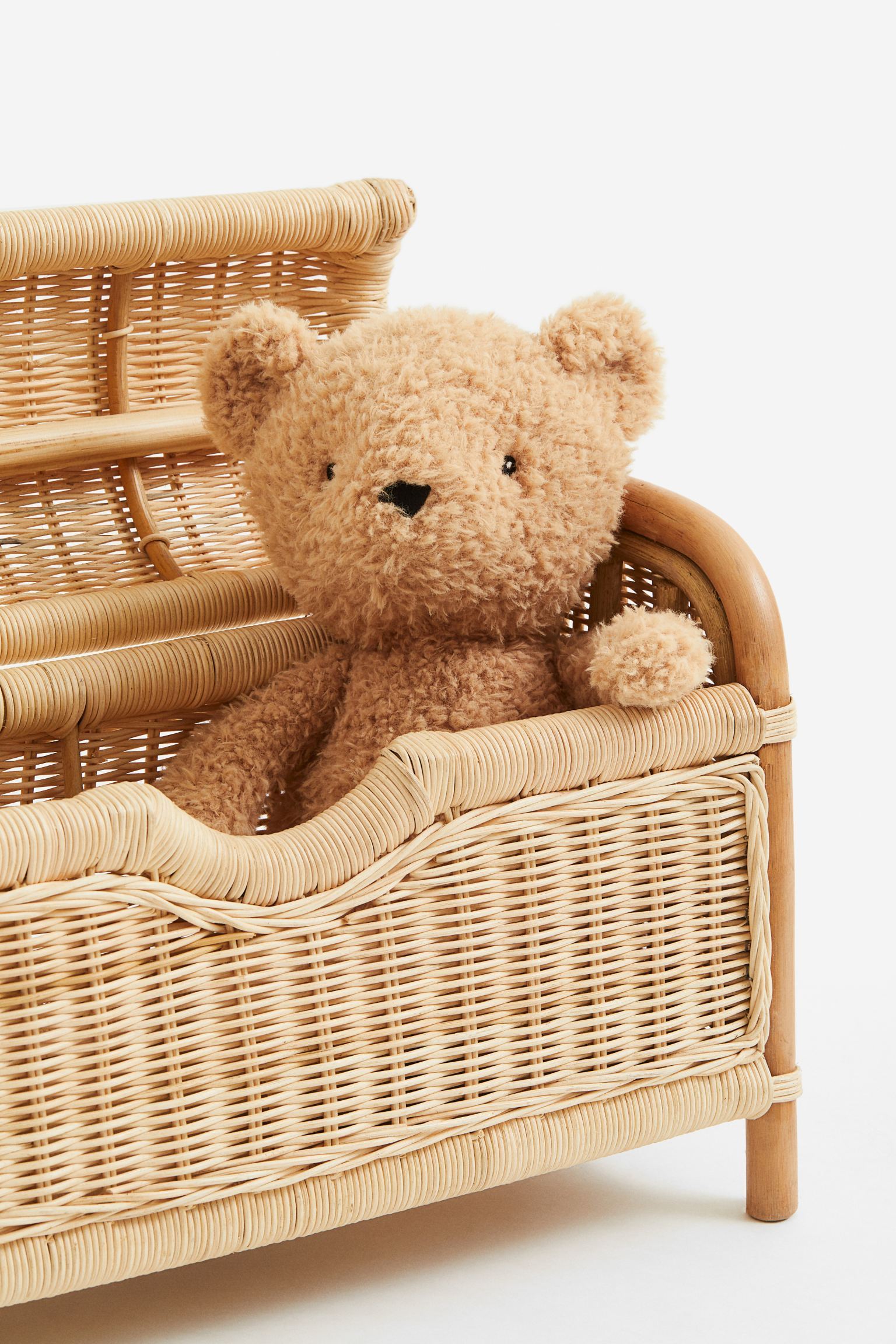 New Arrival Handmade Natural Rattan Storage Bench Wicker Rattan Storage Baket For Kids Playing Room Toys Basket For Babies