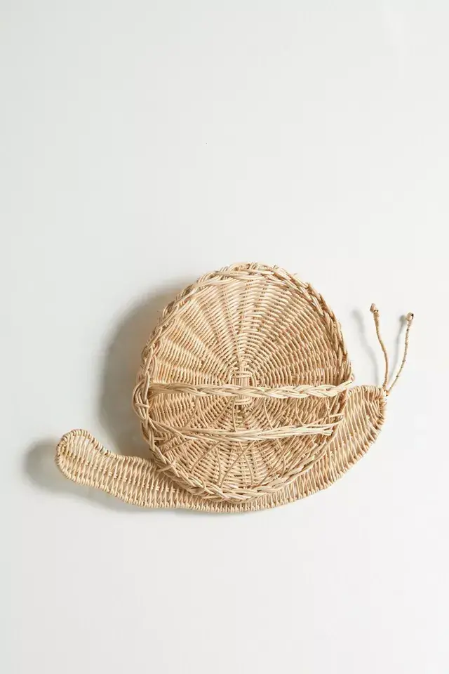 Boho Top Selected Rattan Snail Wall Basket Rattan Wall Hanging Decorative Accent Whimsical Wall Basket For Kid Room From Vietnam