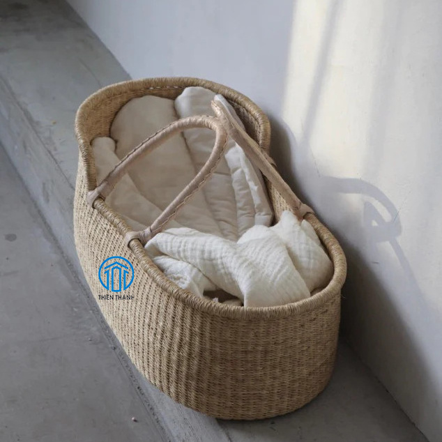 On Trend Baby Elegant Natural Newborn Wicker Seagrass Changing Basket with Foam Diaper Pad and Sheet