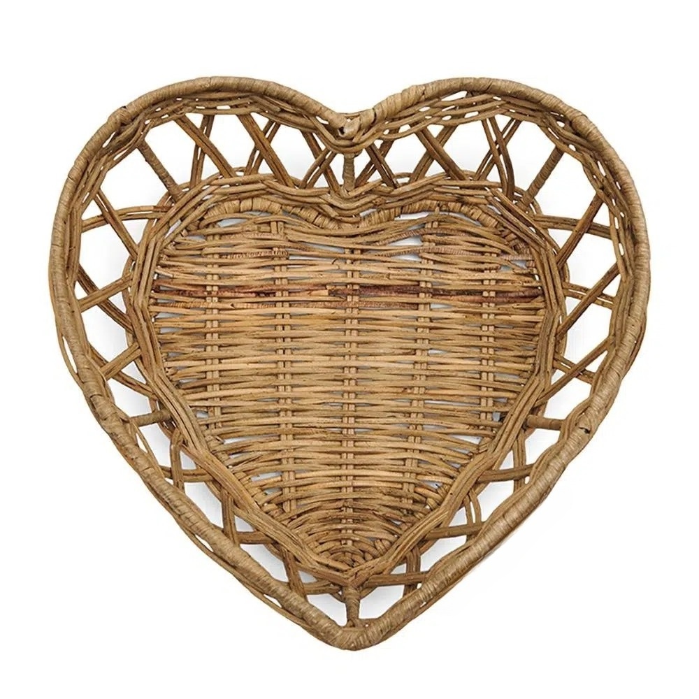 Wholesale Rattan Serving Tray Heart Shaped Tray Decor Wicker Boho Rattan Food Tray Serving For Dining Table And Home Decor