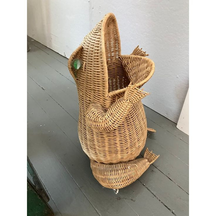 Frog Standing Style Shaped Storage Basket For Kid Basket Children's Room Decoration From The Best Natural Eco-friendly Rattan