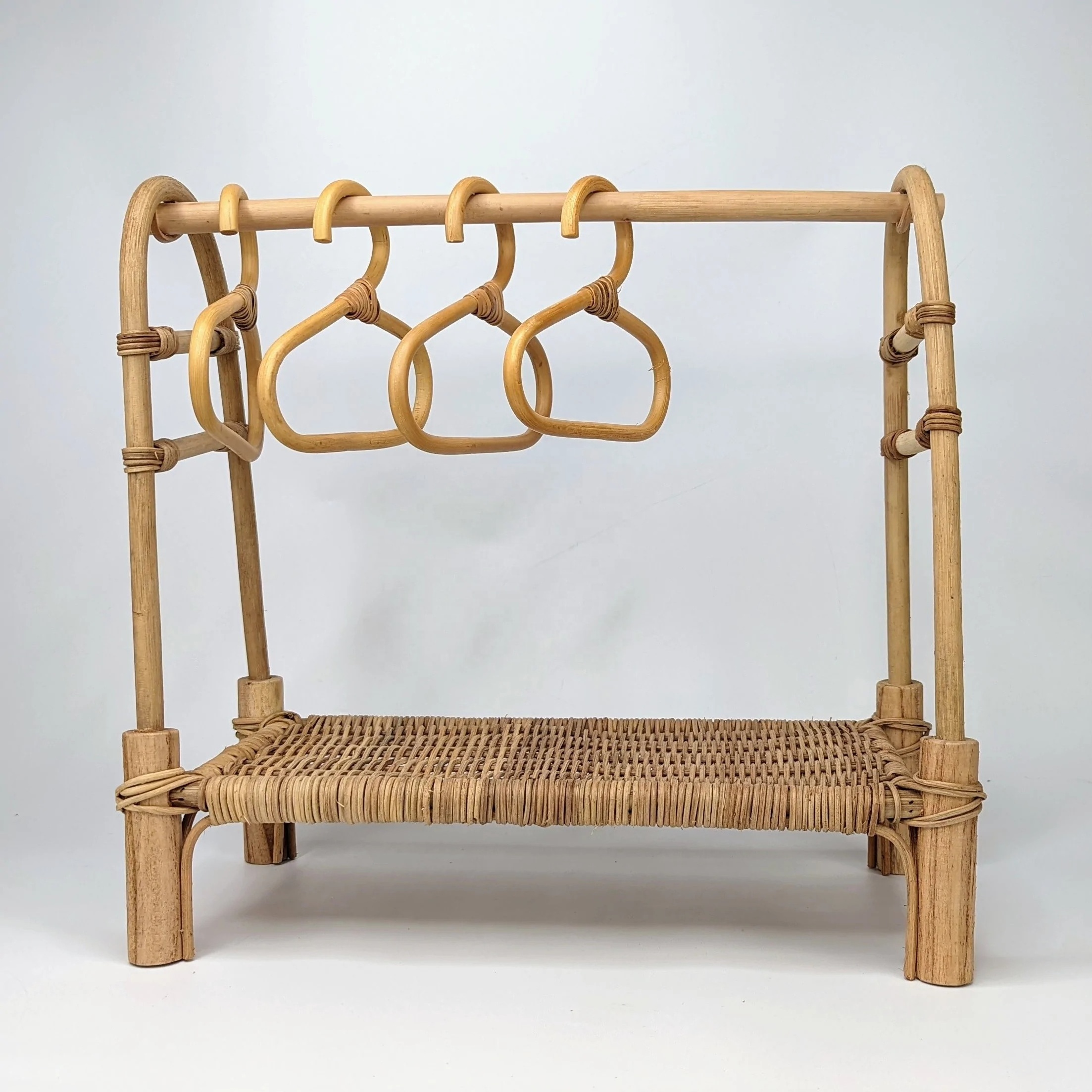 Eco-friendly kid interior natural rattan doll clothes rack hanging rails for kids room wholesale from Vietnam