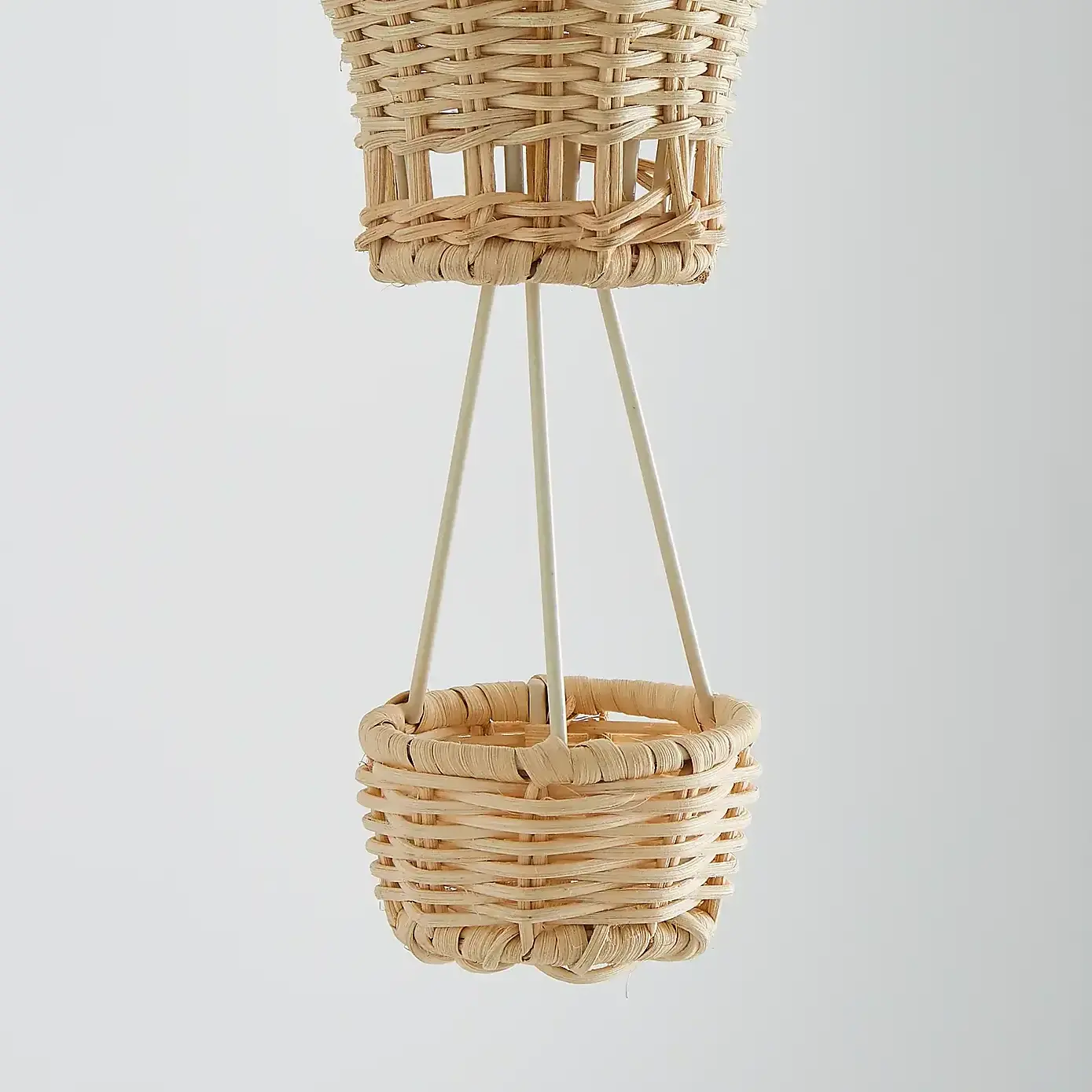 Wholesale Natural Hot Air Balloon Pendant Light Woven Rattan Ceiling Lamp For Kids Room And Nursery Decor