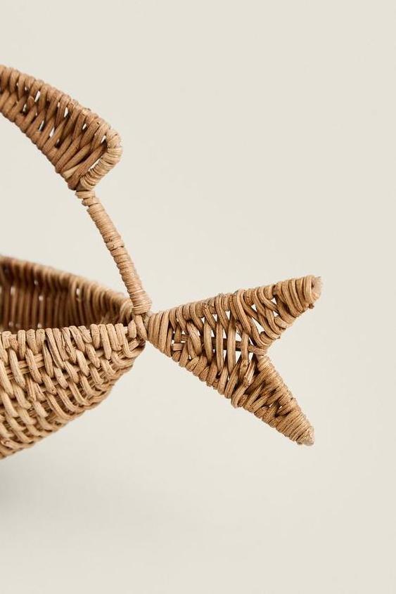 Fish Shaped Rattan Baskets With Handle Rattan Bread Basket Serving Tray With Handle Food Snack Serving Holders for Home Kitchen