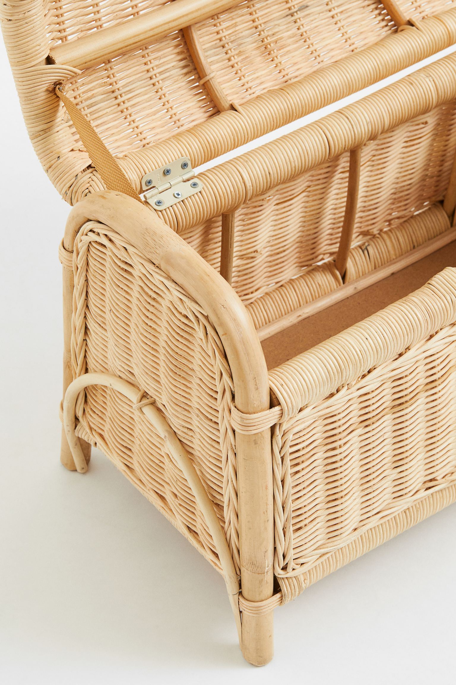 New Arrival Handmade Natural Rattan Storage Bench Wicker Rattan Storage Baket For Kids Playing Room Toys Basket For Babies