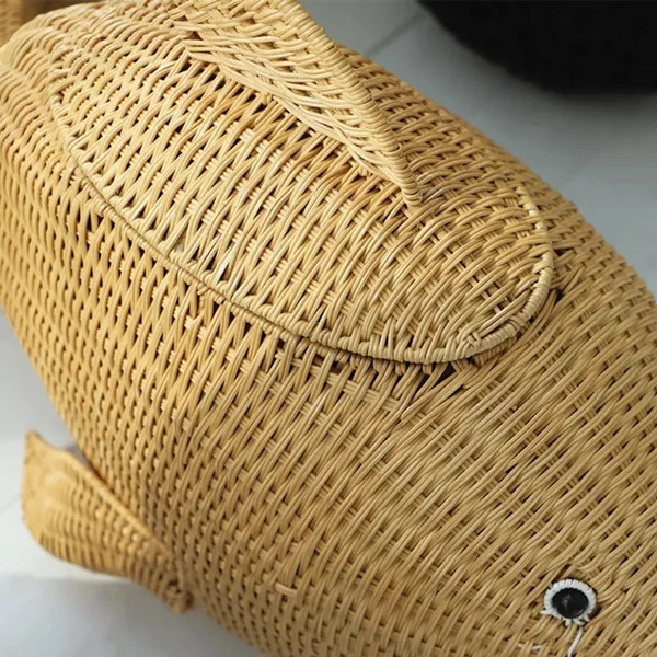 Colorful Ecofriendly Rattan Basket With Fish Shaped Special Design Cute Storage Laundry Basket For Kids' Furniture Decoration