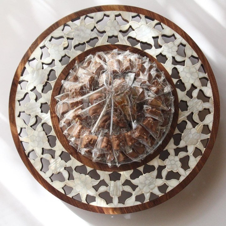 Ramadan Display Decoration Wood engraving MOP inlay tray high standard serving and decorative tray based on gulf design