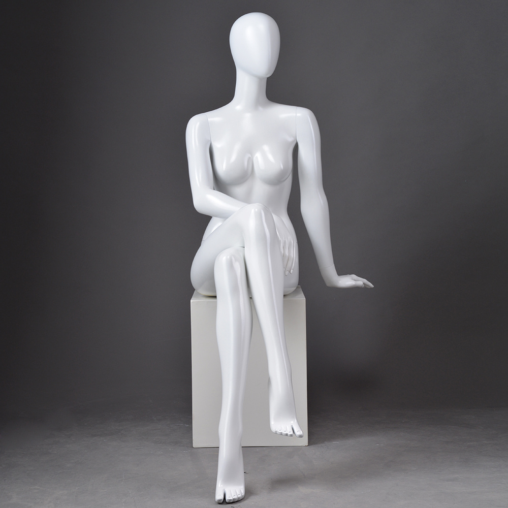 Cheap Fiberglass Sexy Realistic Sitting Female Mannequins