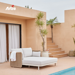 Artie Outdoor Used Wicker Daybed Contemporary Rattan Garden Daybed All Weather Pool Sunbeds Outside Furniture