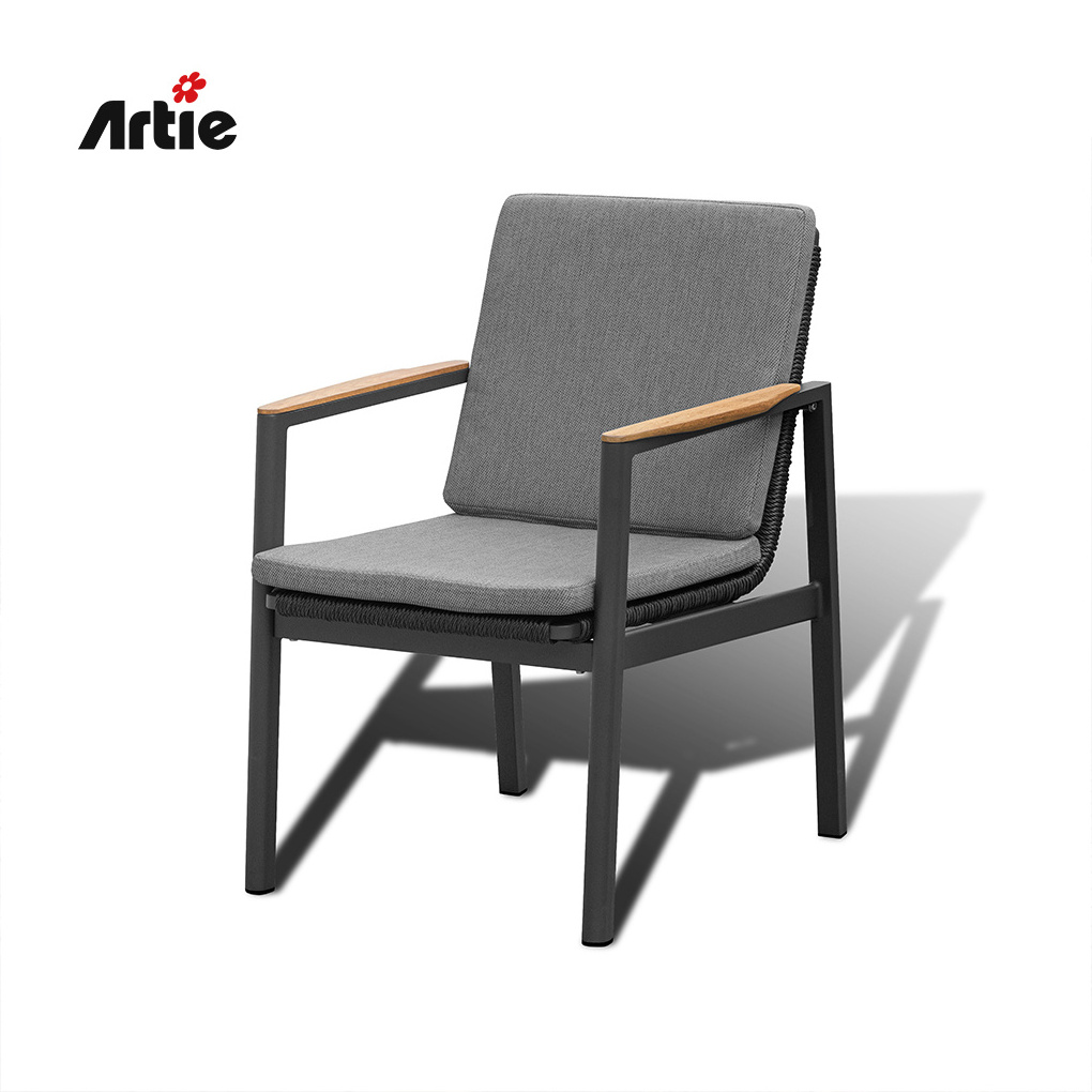 Artie UV Restaurant Rattan Furniture Garden Chairs Outdoor Dining Furniture Modern Luxury Restaurant Chairs