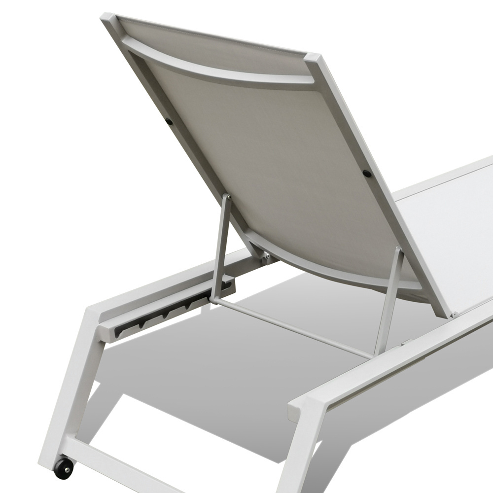 Modern Villa Outdoor Furniture Swimming Pool Chair Aluminum Luxury  Garden Chaise Lounge Chair