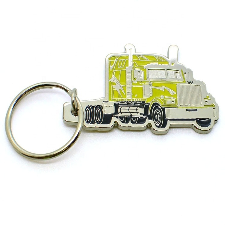 Artigfits Wholesale Souvenir Cheap Custom Car Shaped Parts Model Metal Truck Keychain