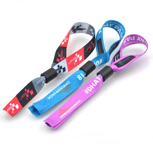 Personalized logo free wristbands cloth bracelets custom made bangles manufacturer