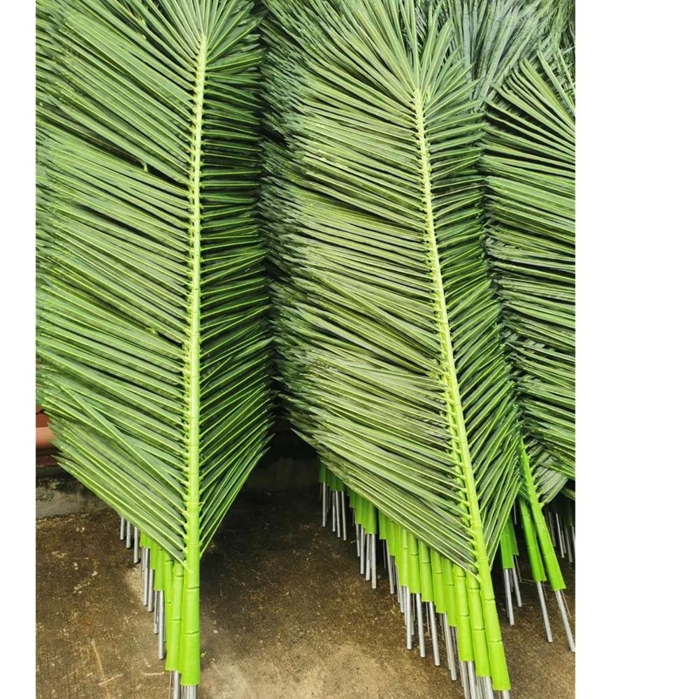 Good For Project And Building Decoration Fiberglass Trunk With Fabric Palm Leave Tree Palm Artificial King Coconut Tree