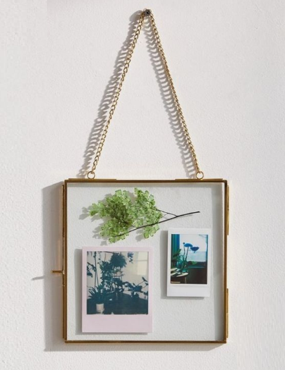 Hanging Gold Finished Border Frame Newest Designing Metal Frame Amazing Look Photo Frame High Quality Available at Low Price