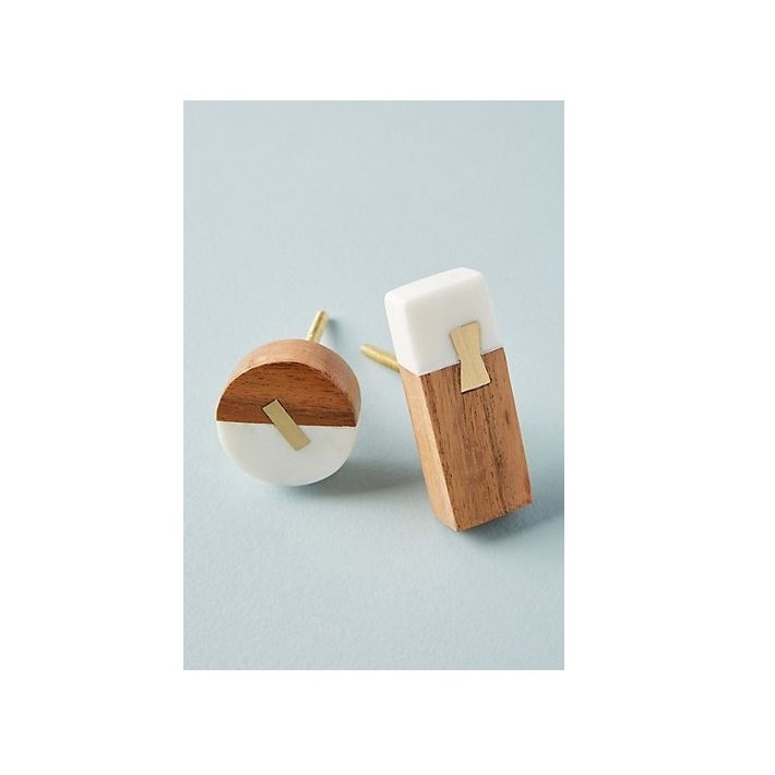 Reasonable Price White and Yellow Drawer Knob Wooden Dresser Knob in Bulk Square Cupboard Knobs for Kitchen