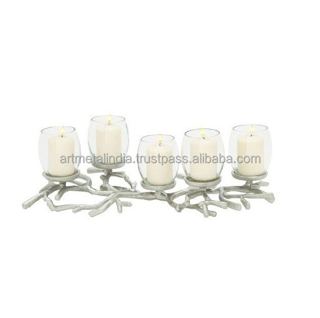 Metal heart Shaped candle Stand For Wedding And Event Decoration candle Holders in Wholesale Price New look Candle Votive