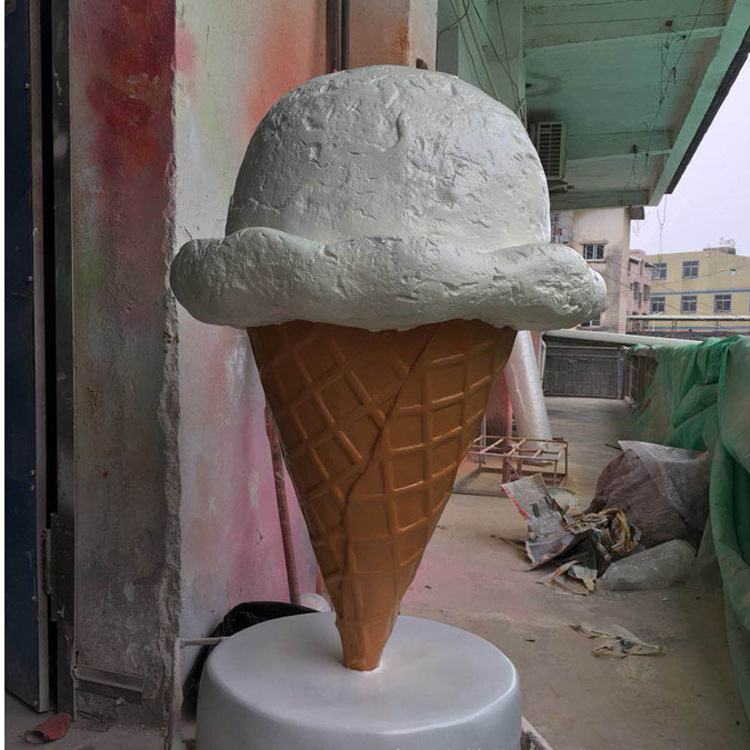 China manufacturer shop art ornaments decoration giant ice cream cone sculpture