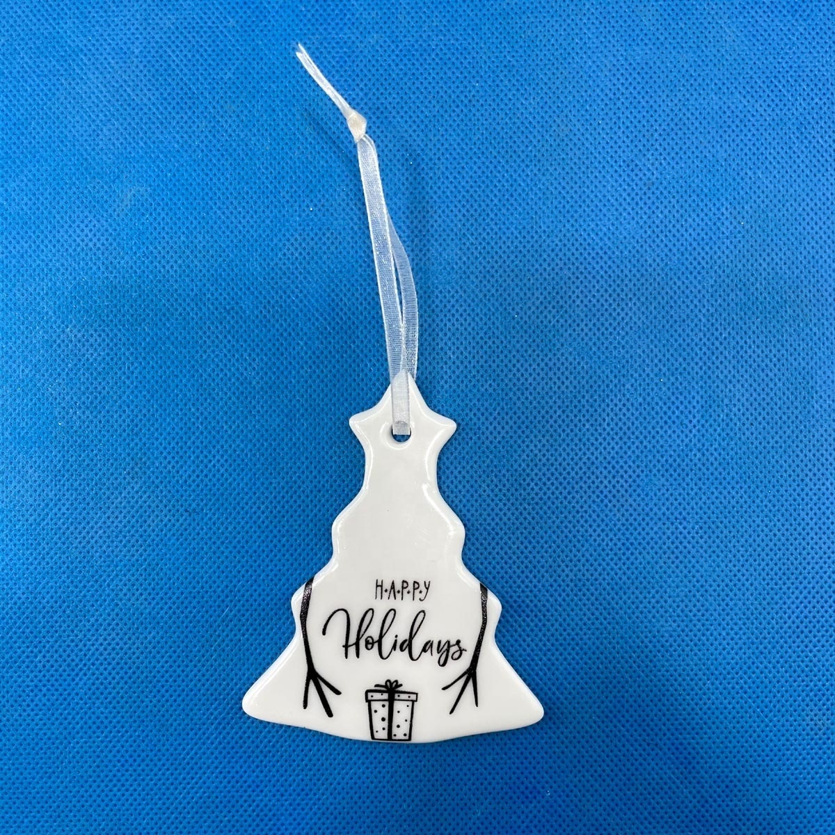 Ceramic hanging ornament for Christmas tree decoration