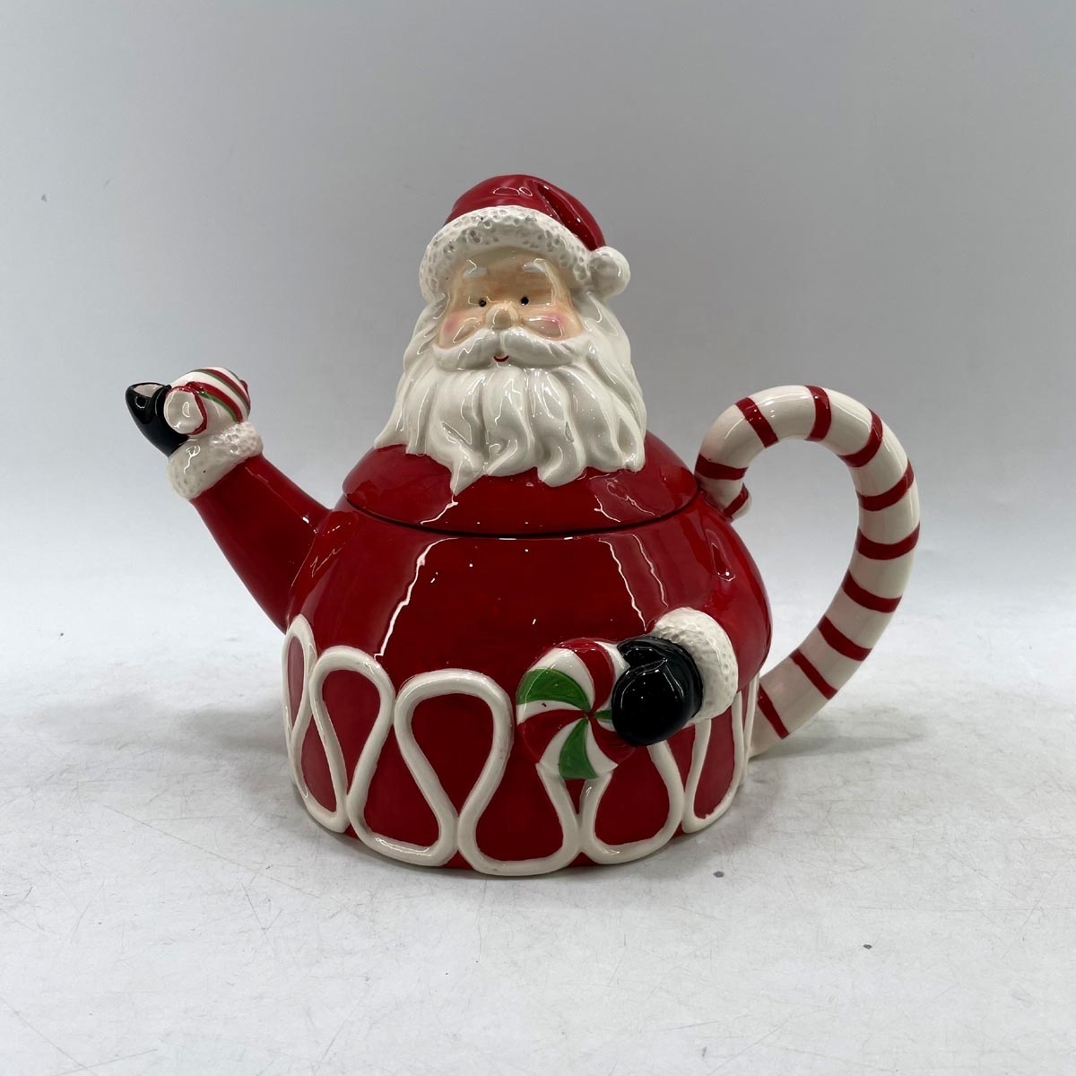 Hand-painted santa claus shaped ceramic kettle for holiday decoration