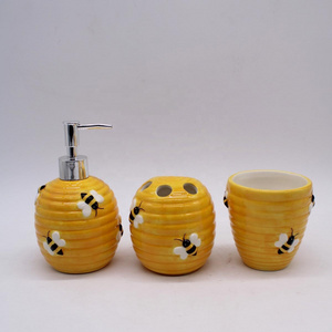 Handpainted ceramic 3pcs bathroom accessory set