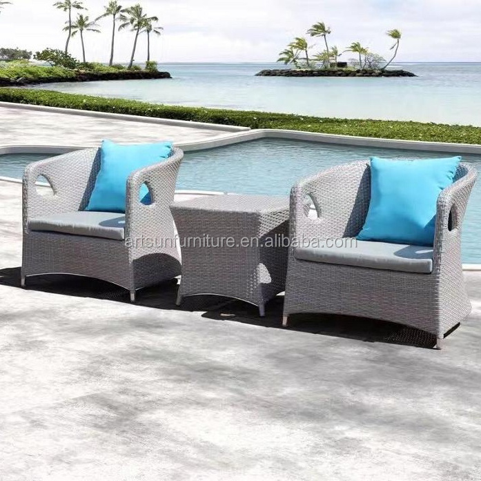 Modern balcony furniture set 2 rattan chairs and table outdoor patio furniture set