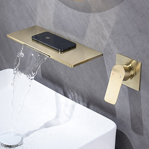 Unique Design Luxury Golden Brass Stainless Steel Bathroom Basin Faucet Single Waterfall Hot And Cold Water Mixer Sink Faucet