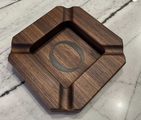 Cigar And Cigarette Ashes Collectable Wooden Tray Square Shape Hand Carved Design 100% Eco Friendly Unique Ash Tray table Stand