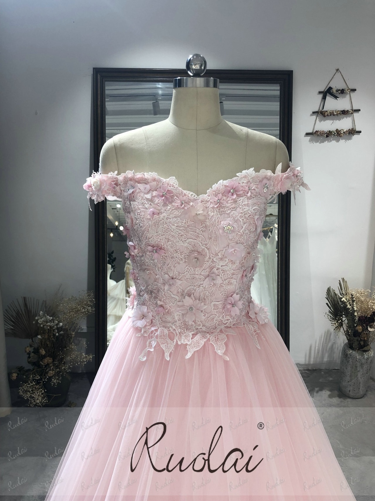 Ruolai ASQ012 Princess 3D flowers Ball Gown Prom Party Dress Pink Off-Shoulder vestidos de Quinceanera Dresses