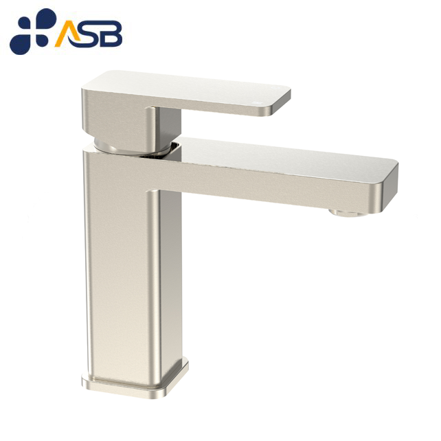 Hot Selling Good Quality Wall Mount Basin Faucet Gold Bathroom