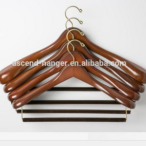 wholesale bulk Top golden hook wide shoulder wooden garment clothes hanger covered velvet pant/trouser bar