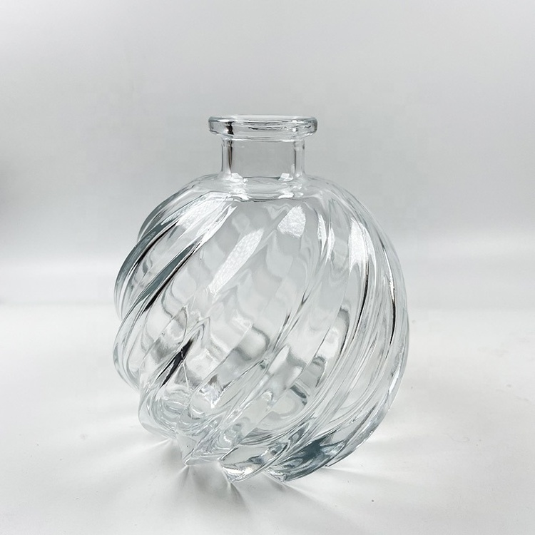 hot sale 100ml 250ml empty clear round aroma  bottles room glass aroma bottle customized pineapple shaped diffuser bottles