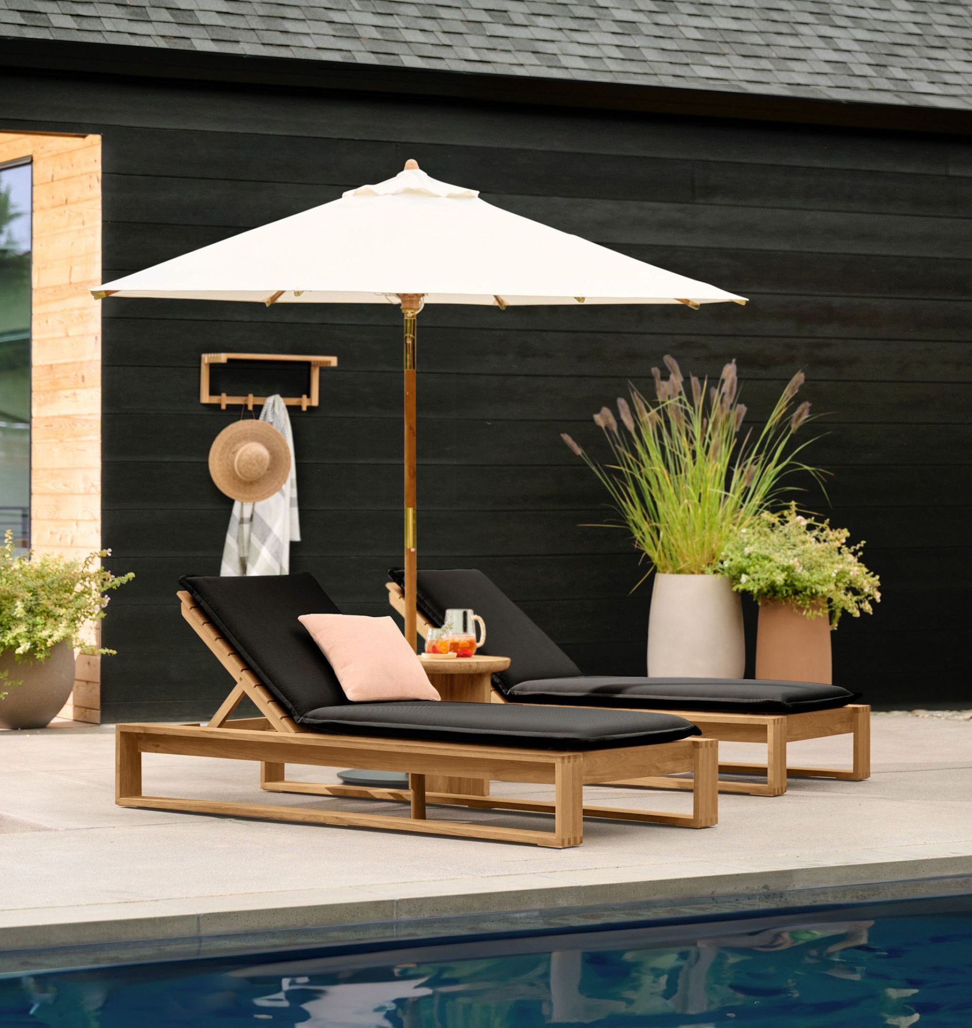 Teak Swimming Pool Chaise Sun Loungers For Hotel Furniture