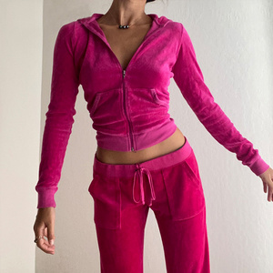 Custom Logo Y2K 2 Pieces Set Cargo Jogging Suit Sweat Pants Sweatsuit Sets Hot Pink Velvet Tracksuit For Women