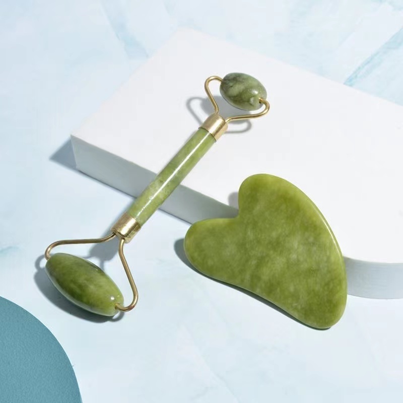 Massager For Face Jade Roller Set Green Facial Natural jade roller and gua sha stone Beauty tools Massage Roller