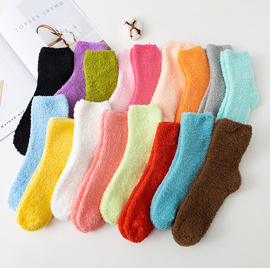 Super soft 100%Polyester warm fuzzy micro feather knitted winter slipper home floor socks