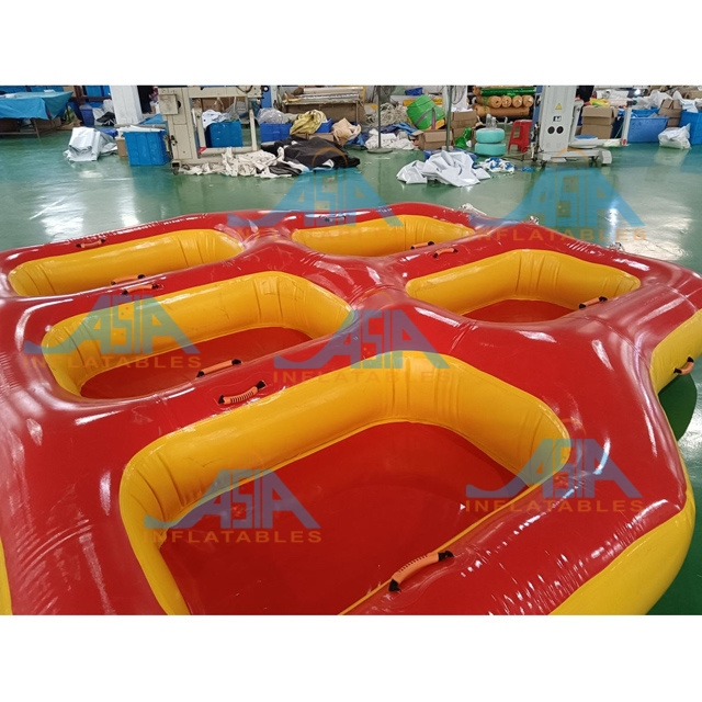 Classic Design 5 Person Portable 0.9mm PVC Tarpaulin Water Sports Inflatable Donut Boat