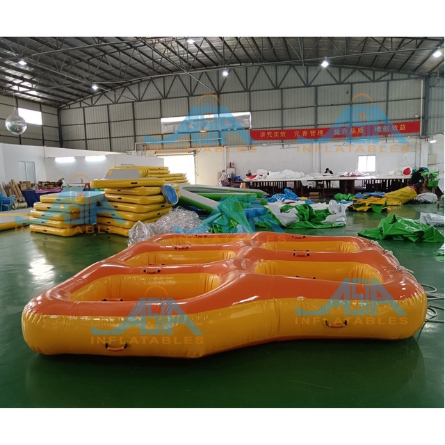 Classic Design 5 Person Portable 0.9mm PVC Tarpaulin Water Sports Inflatable Donut Boat