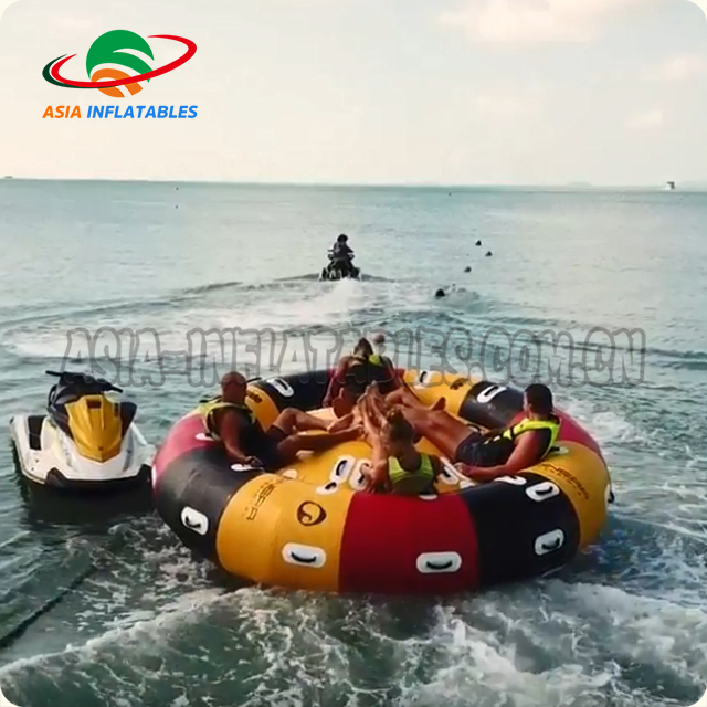 Inflatable Spinning UFO Towable Tube For Water Entertainment Inflatable Water Rotating Disco Boat