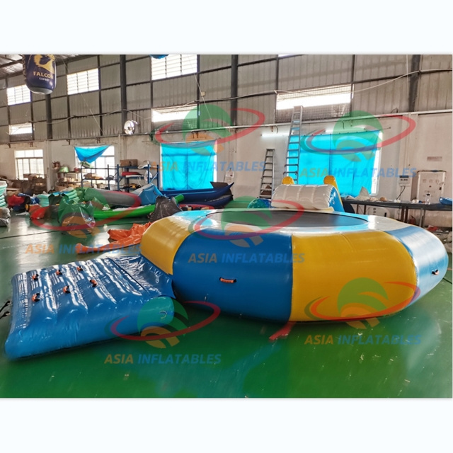 Inflatable Floating Water Jumping Bed , Water Park Equipment Inflatable Water Trampoline