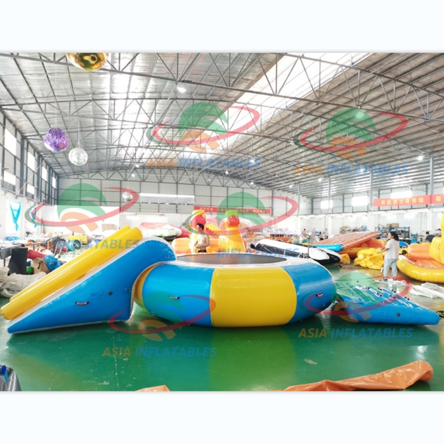 Inflatable Floating Water Jumping Bed , Water Park Equipment Inflatable Water Trampoline