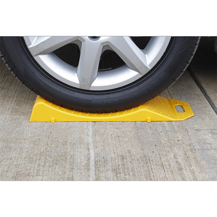 HDPE Plastic Curved Prevent Tire Flat Spots Super Car  Parking Stop Guide  Mat Car Storage Tire Cradles Car Tyre Protector Saver