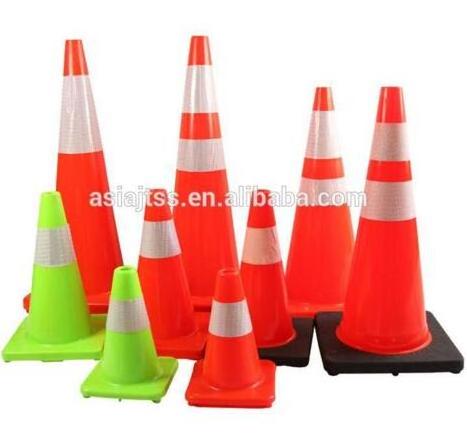 Manufacture Top Sale 70 cm Road Cone Flexible PVC Safety Used Traffic Cone