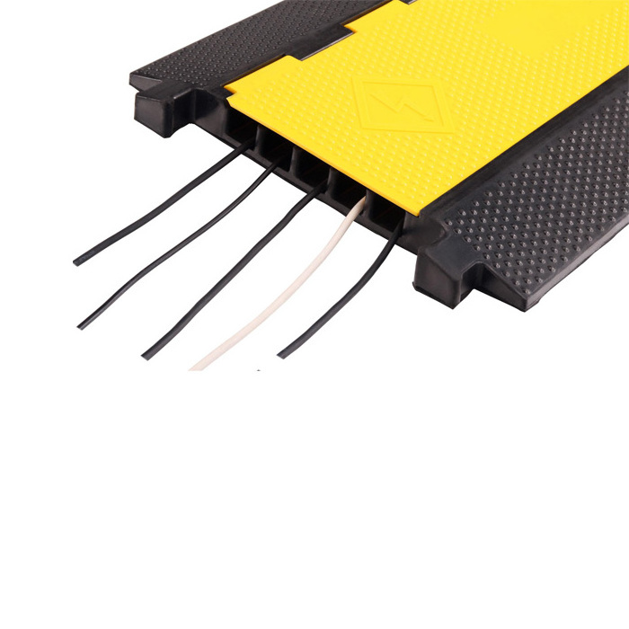 5 channel yellow road safety outdoor flooring rubber cable ramp for sale