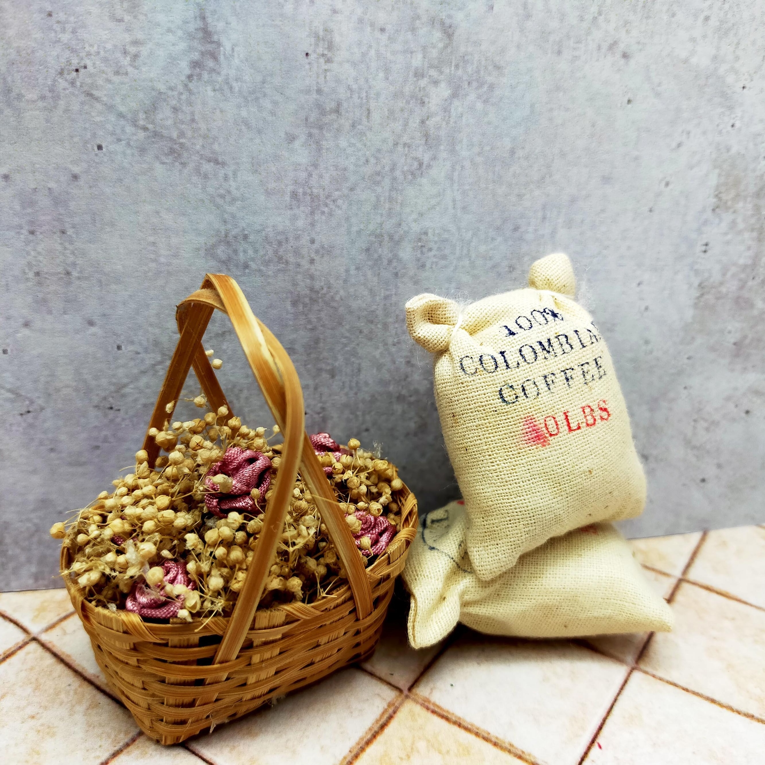 Miniature Dollhouse Scale 1:12 Sack of Potato, Coffee beans, Salt & Bird house