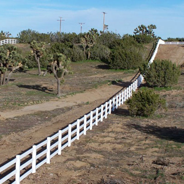 Lead Free Environmental Friendly White 3 Rail Pvc Farm Fence Pvc Fencing Post and Rail Horse Paddock Fence