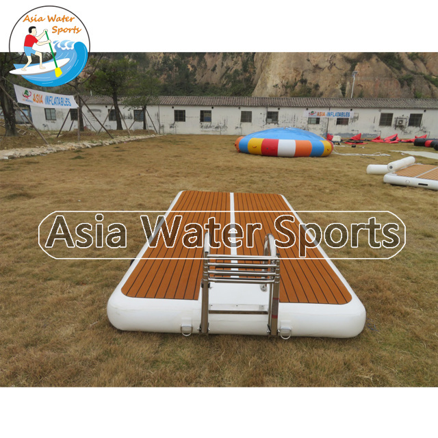 Inflatable Floating Island with shade Water Floating Platform Inflatable Yacht Pool Dock Float For Sale