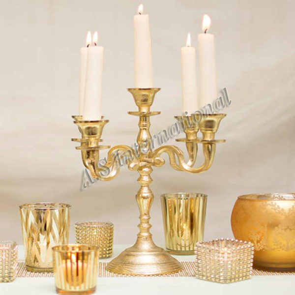 Quality Gold Embossed  Five Arms Candelabra Gold Candelabra 5 Candle With Stylish Design Decorative Candle Lamp/Candle Holder