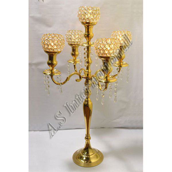 Quality Gold Embossed  Five Arms Candelabra Gold Candelabra 5 Candle With Stylish Design Decorative Candle Lamp/Candle Holder