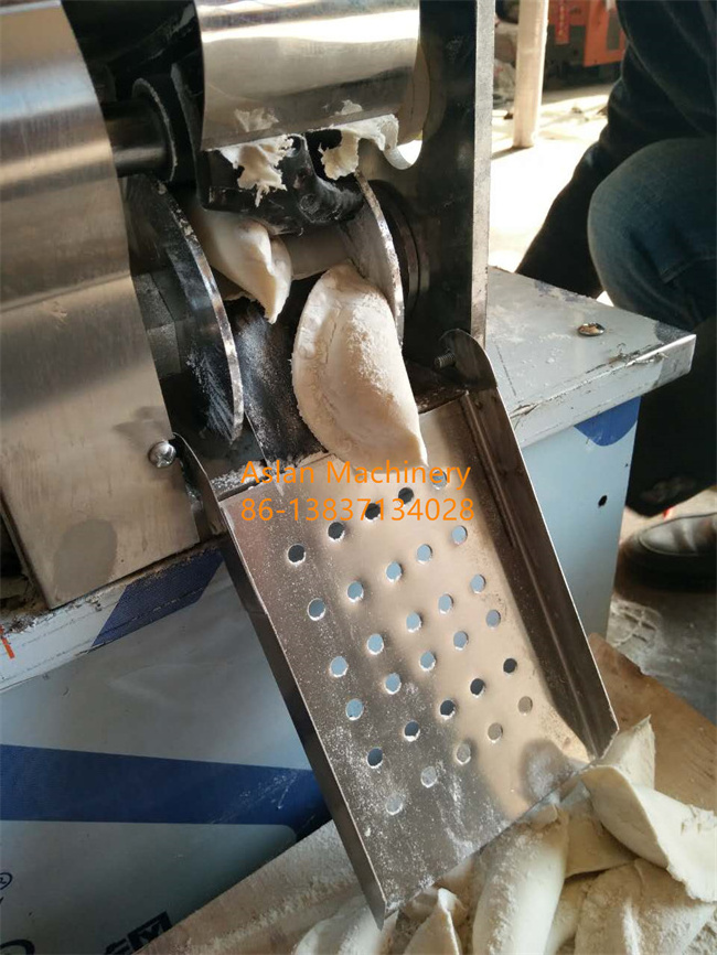 small dumpling samosa making machine/ empanada pierogi maker/pelmeni making machine